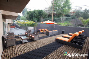 sun-deck--v5646679-1280